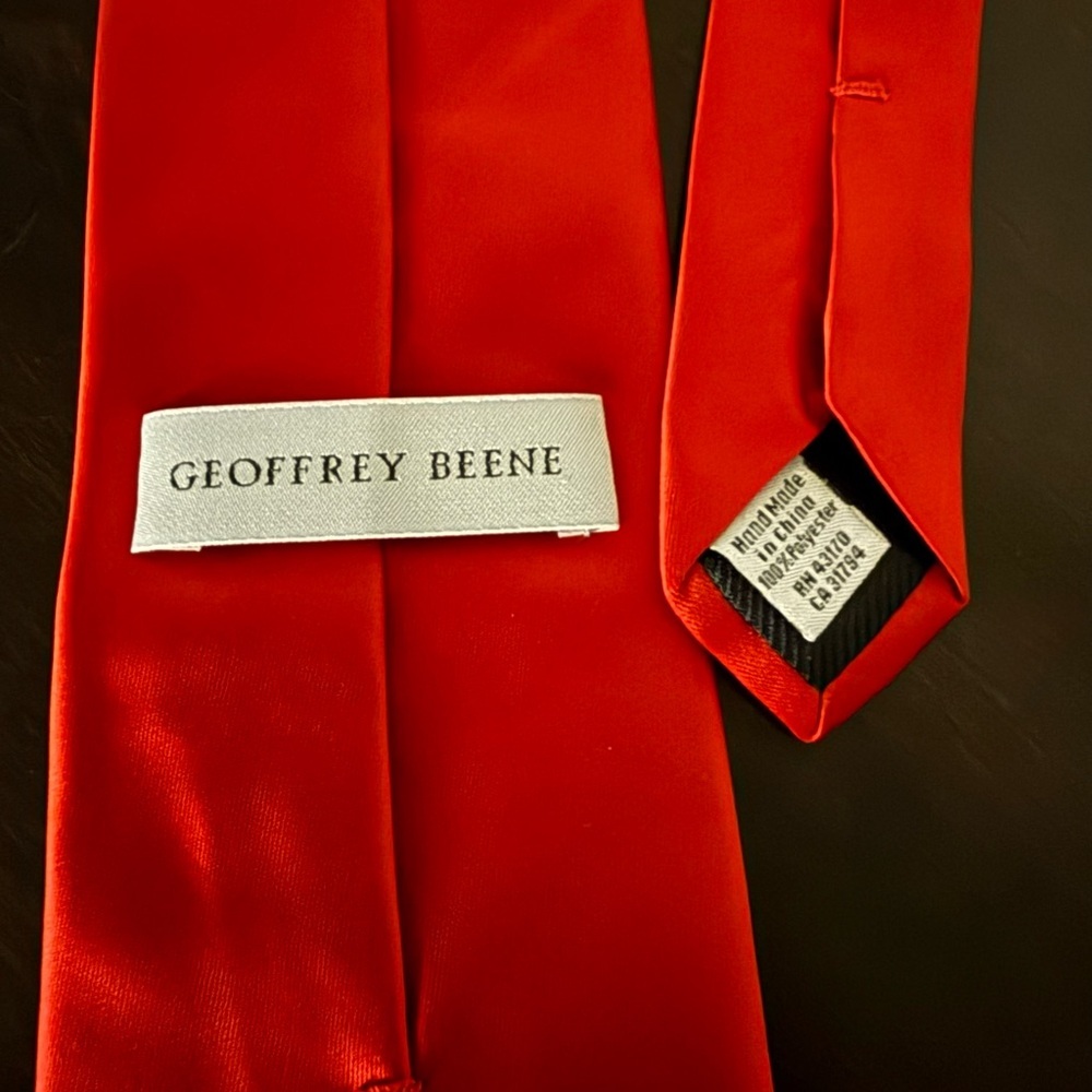 Geoffrey Beene Red Classic Necktie | 100% Polyester | Bold Formal Business Tie - Picture 3 of 3